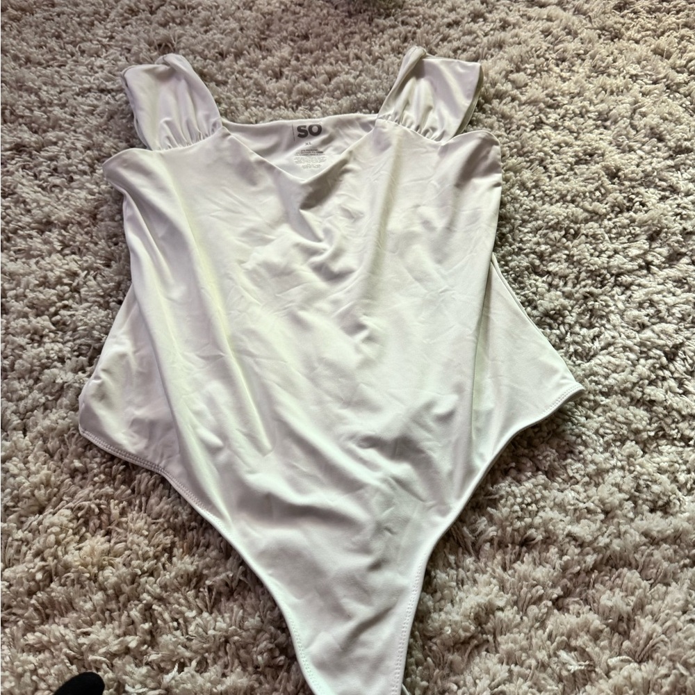 SO brand new no tags white bodysuit with ruffled sleeves. Thick high ris…